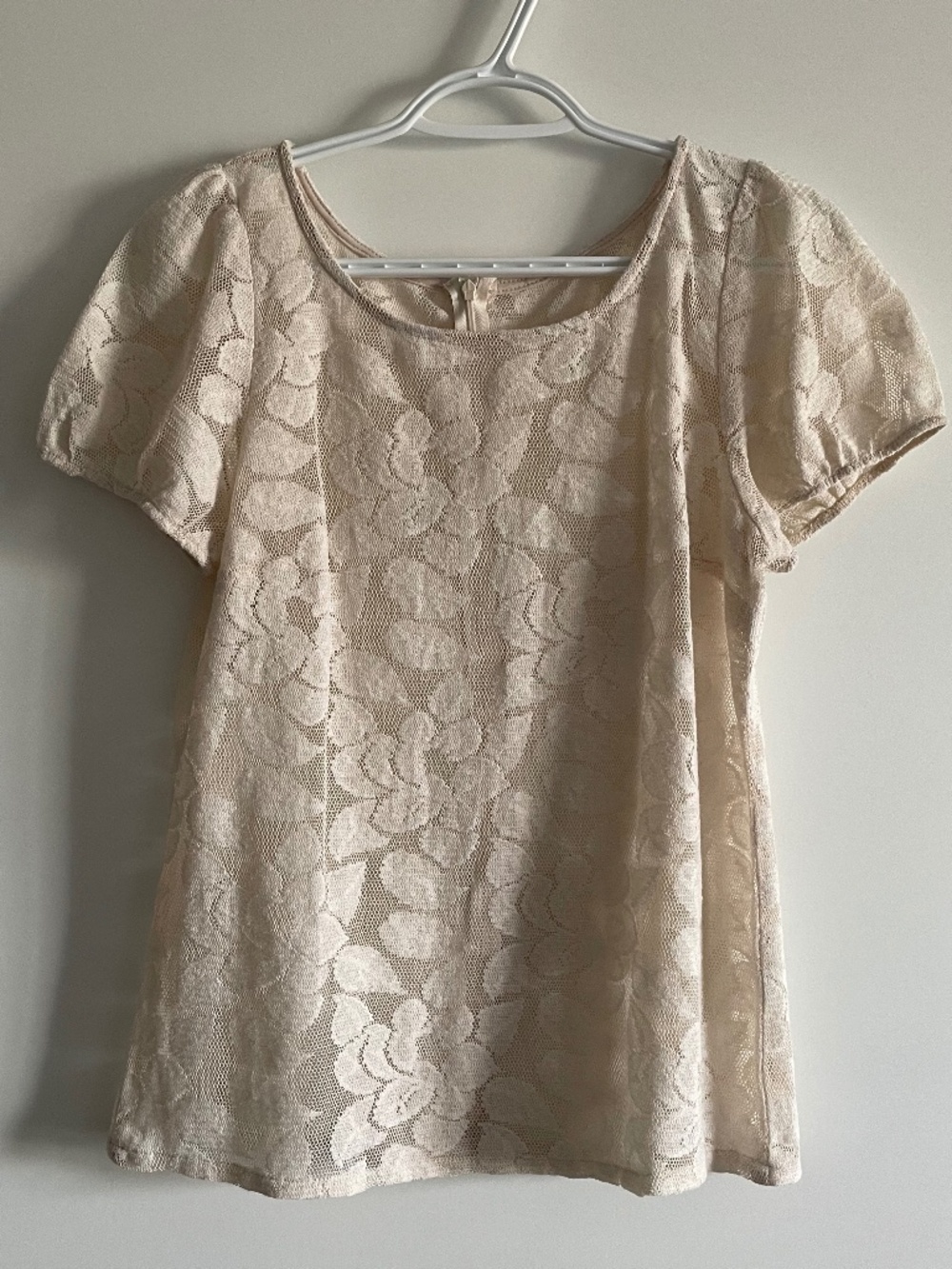 EUC ModCloth Vintage-Style Cream Floral Lace Short-Sleeved Blouse Size Large